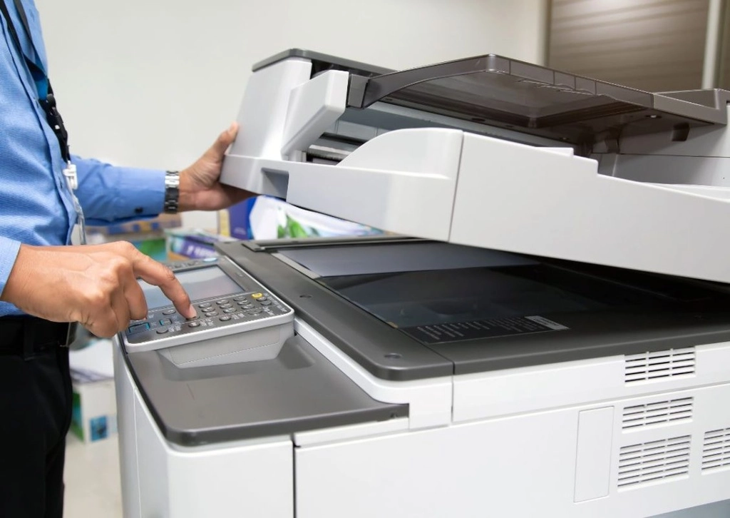 Bộ phận động cơ kéo giấy gặp vấn đề