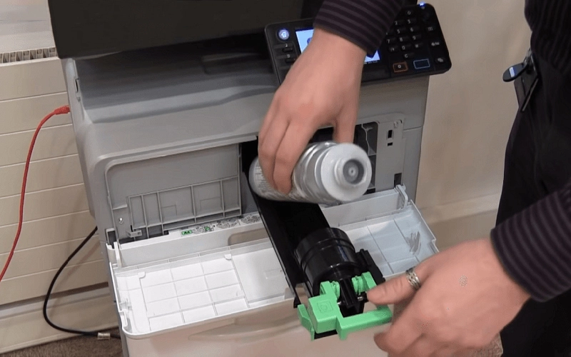 Mực photo không tương thích hoặc bị khô