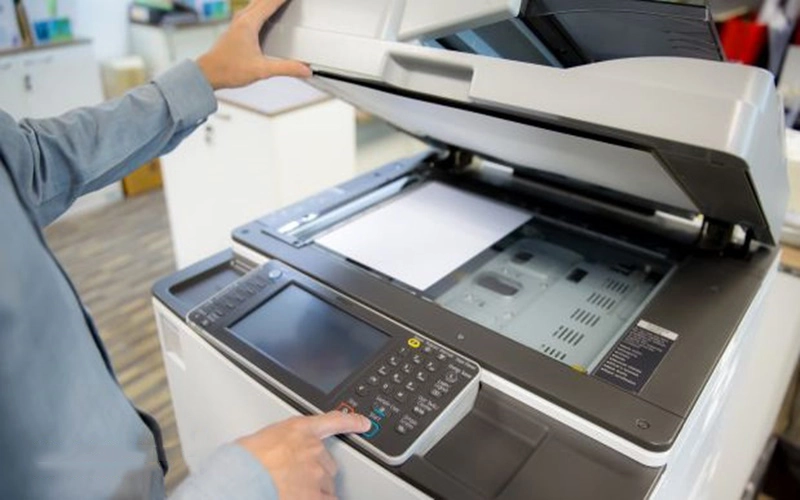Màn hình hiển thị của máy photocopy không hoạt động